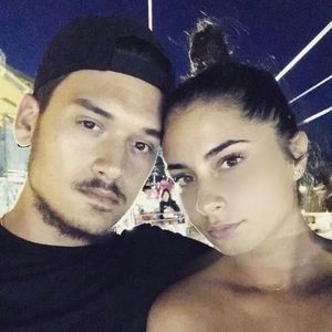 Meet your Posher, Johnny